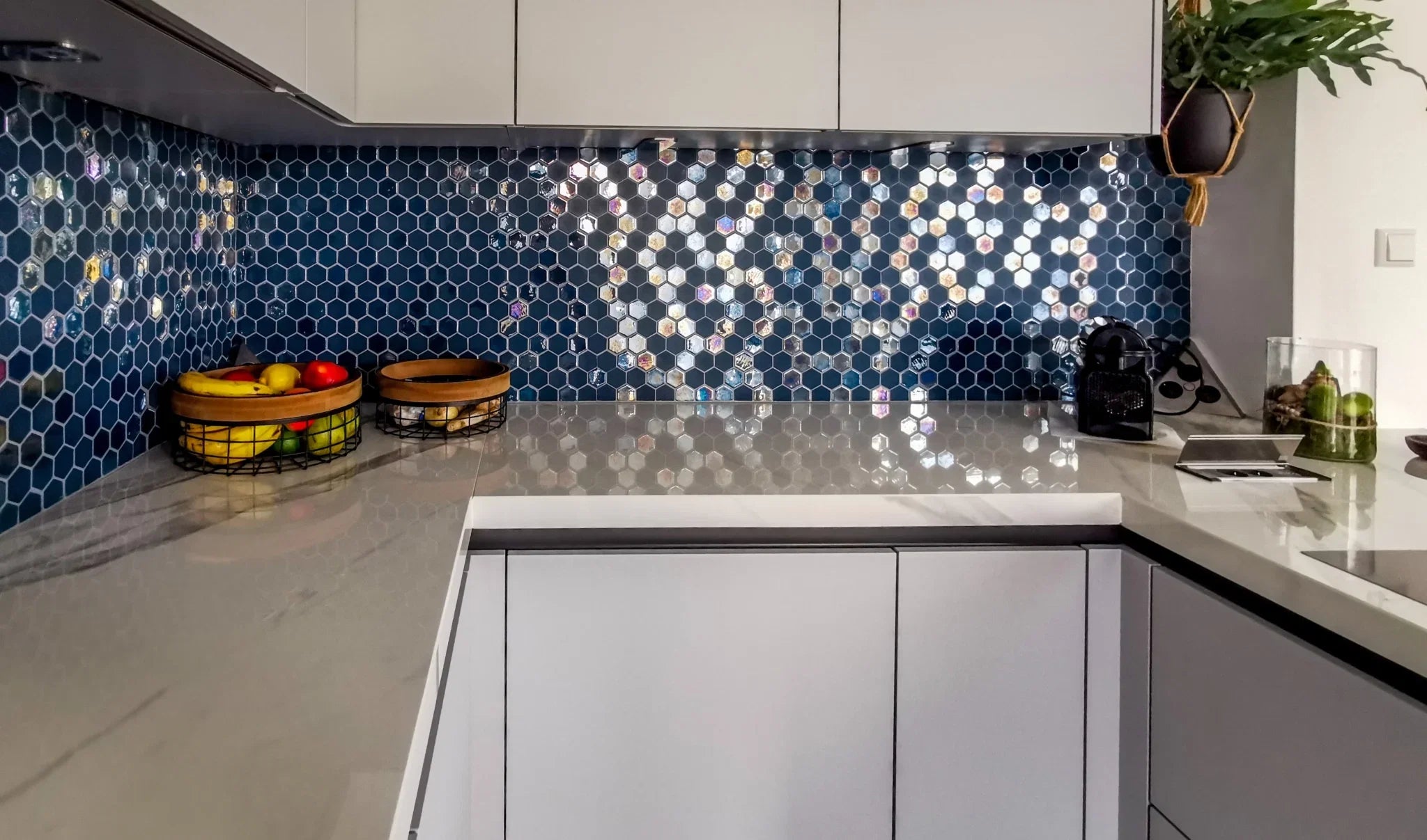 Aegean Blue | Premium Hexagon Glasmosaik Rückwand