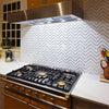 Rückwandfliesen Marmor Weiss mit Gold Metal Fliessen