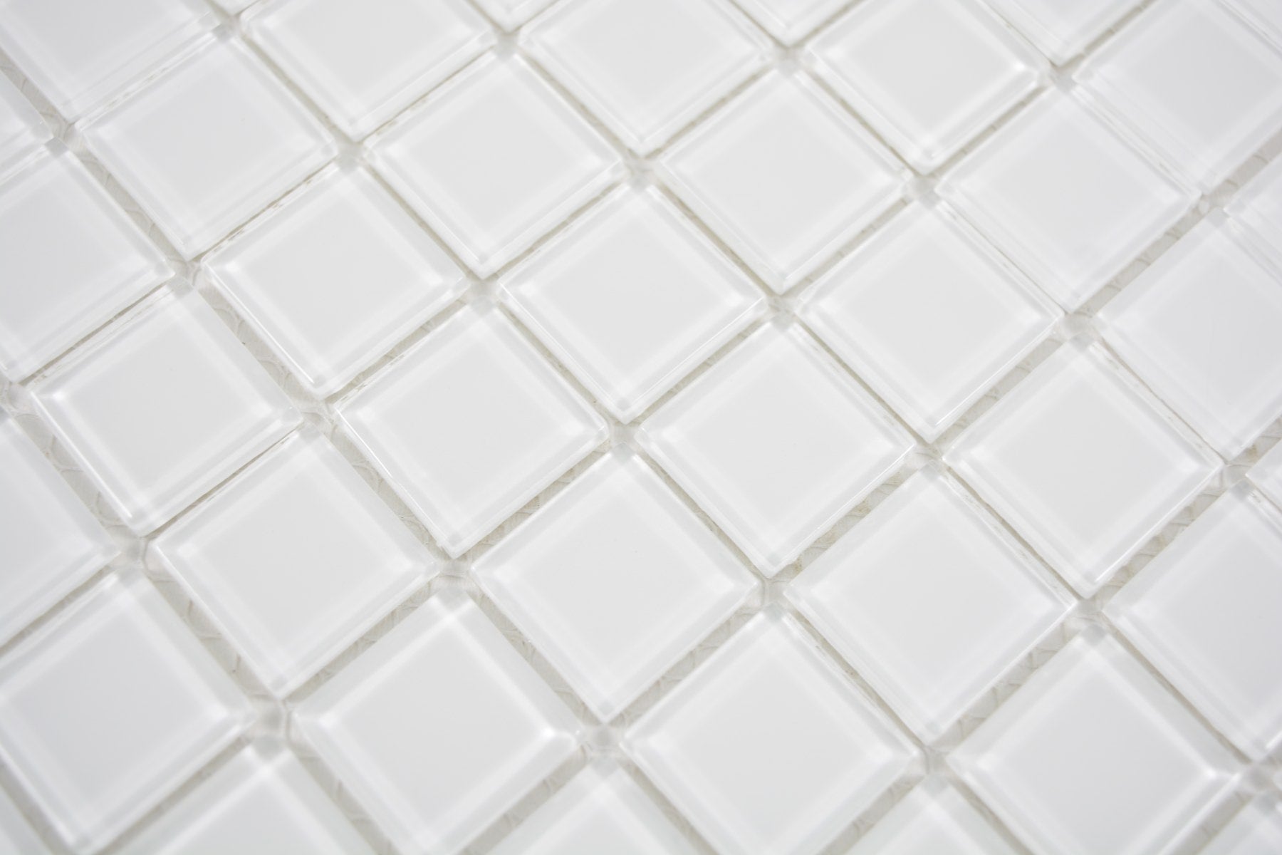 Crystal Arctic Weiss Glas Mosaikfliese 30x30 cm Pool Bad Küche Wand glänzend Plättli