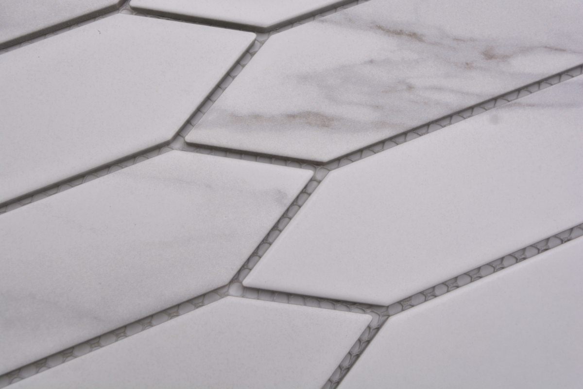 Lakeside Keramik Chevron Mosaikfliese Weiss