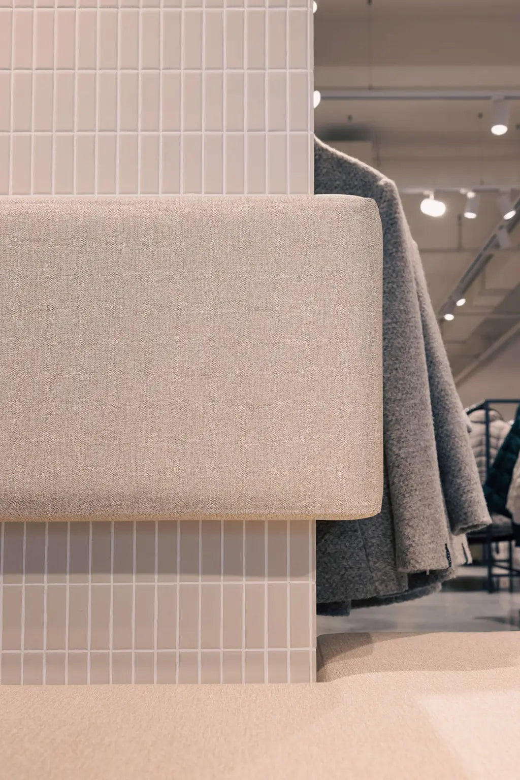 Mini Metro Beige Weiss Rechteck Matt R11 Mosaik Fliese Säulen Design