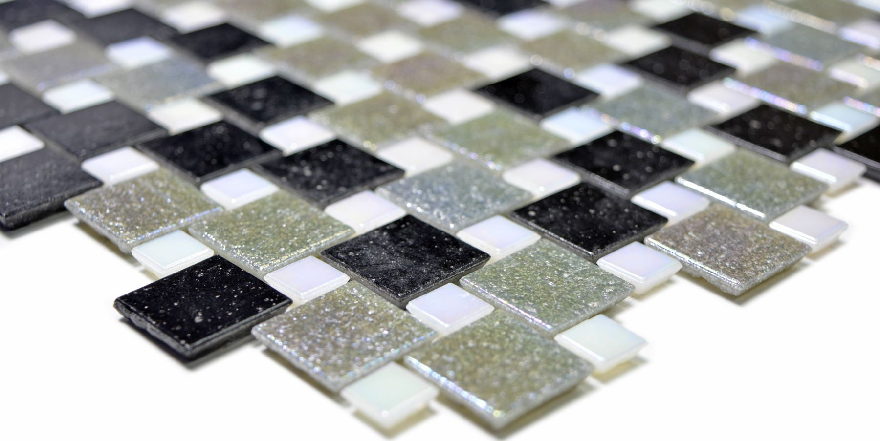 Mosaikfliese Schwarz Silber Glanz für Wand & Boden Weiss