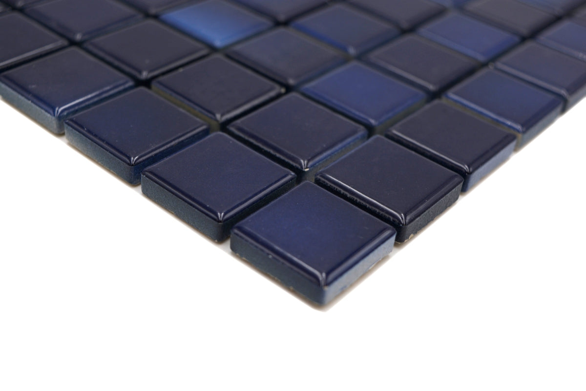 Blau Keramik Mosaikfliesen Wand und Boden Fliesen Schweiz