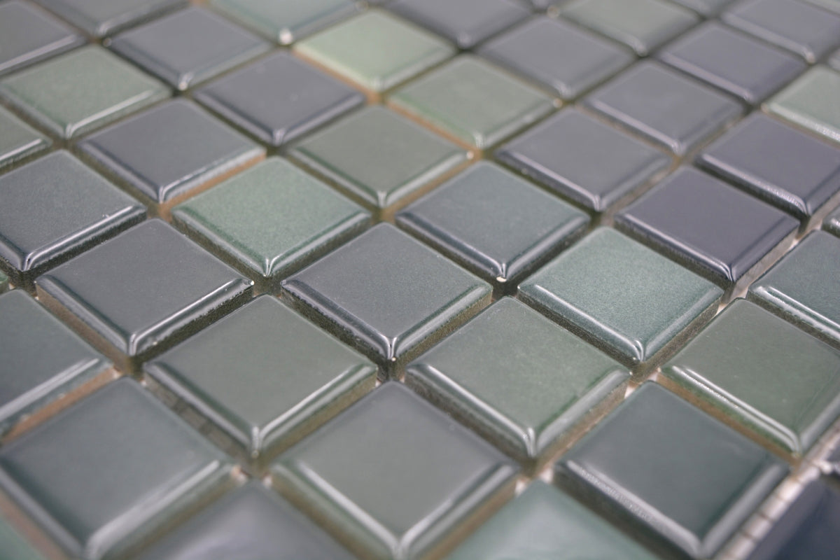 Dunkel Grün Keramik Mosaikfliese Wand und Boden Plättli
