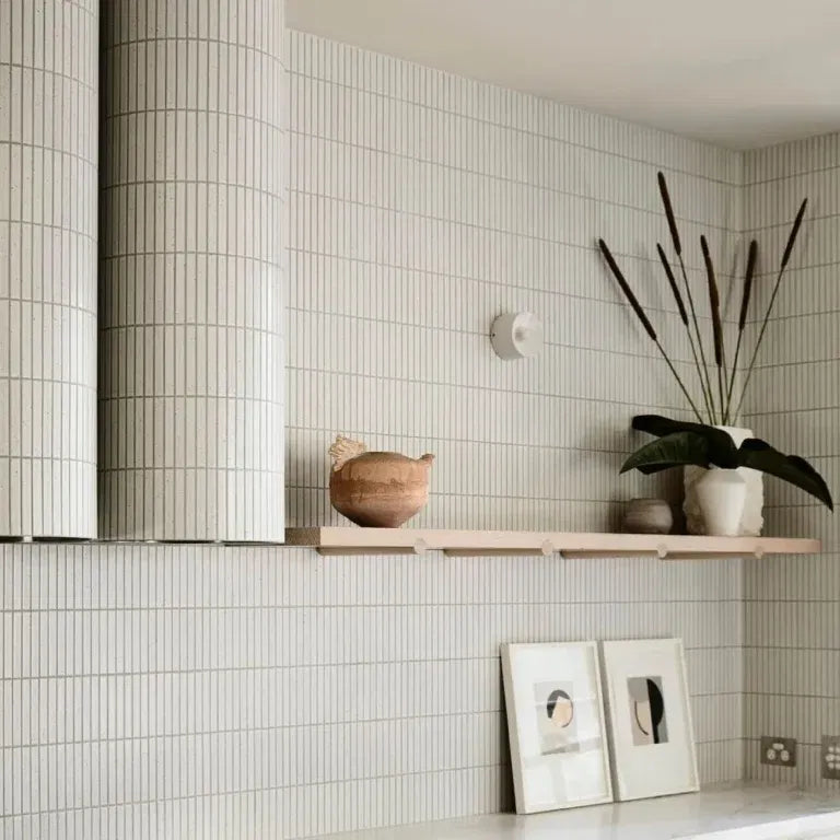 Off White Glanz Porzellan Kitkat Mosaikfliese Kurvige Fliesen Säule