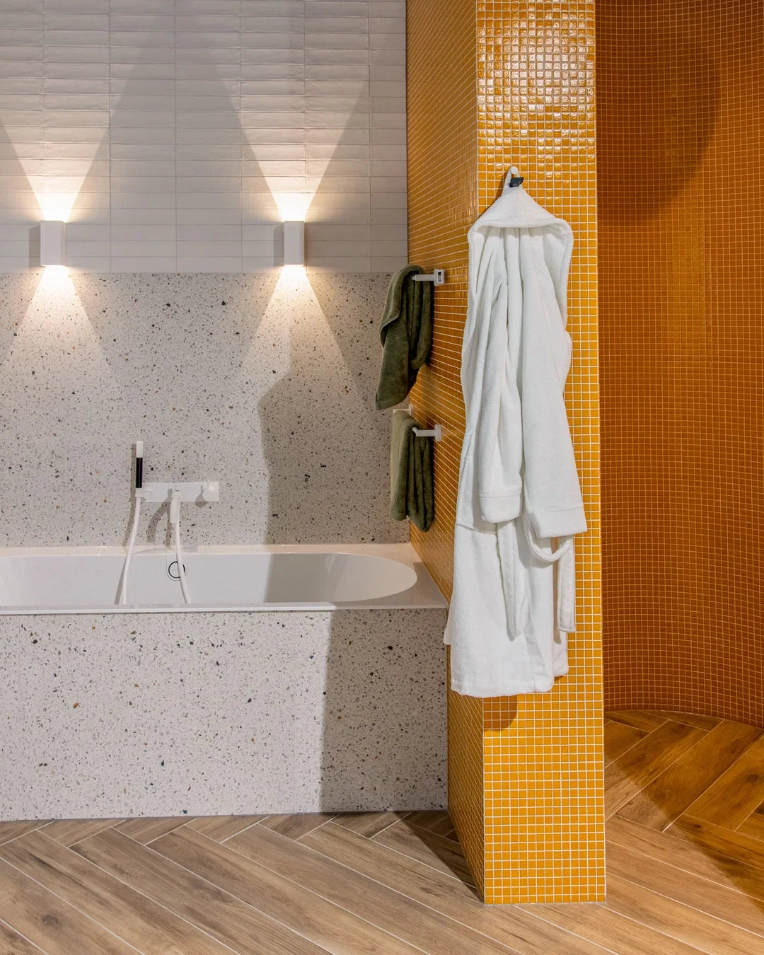 Orange Körnig Quadrat Glas Mosaik Wand Fliese