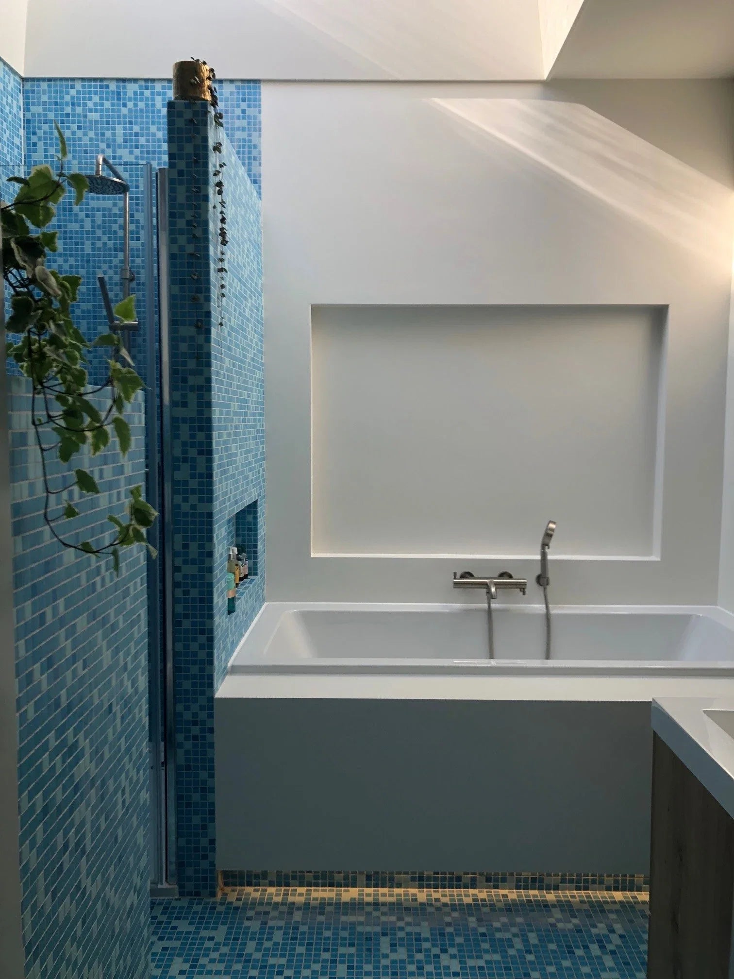 Pool Mix Blau Körnig Quadrat Glas Mosaik Fliese Badezimmer Design