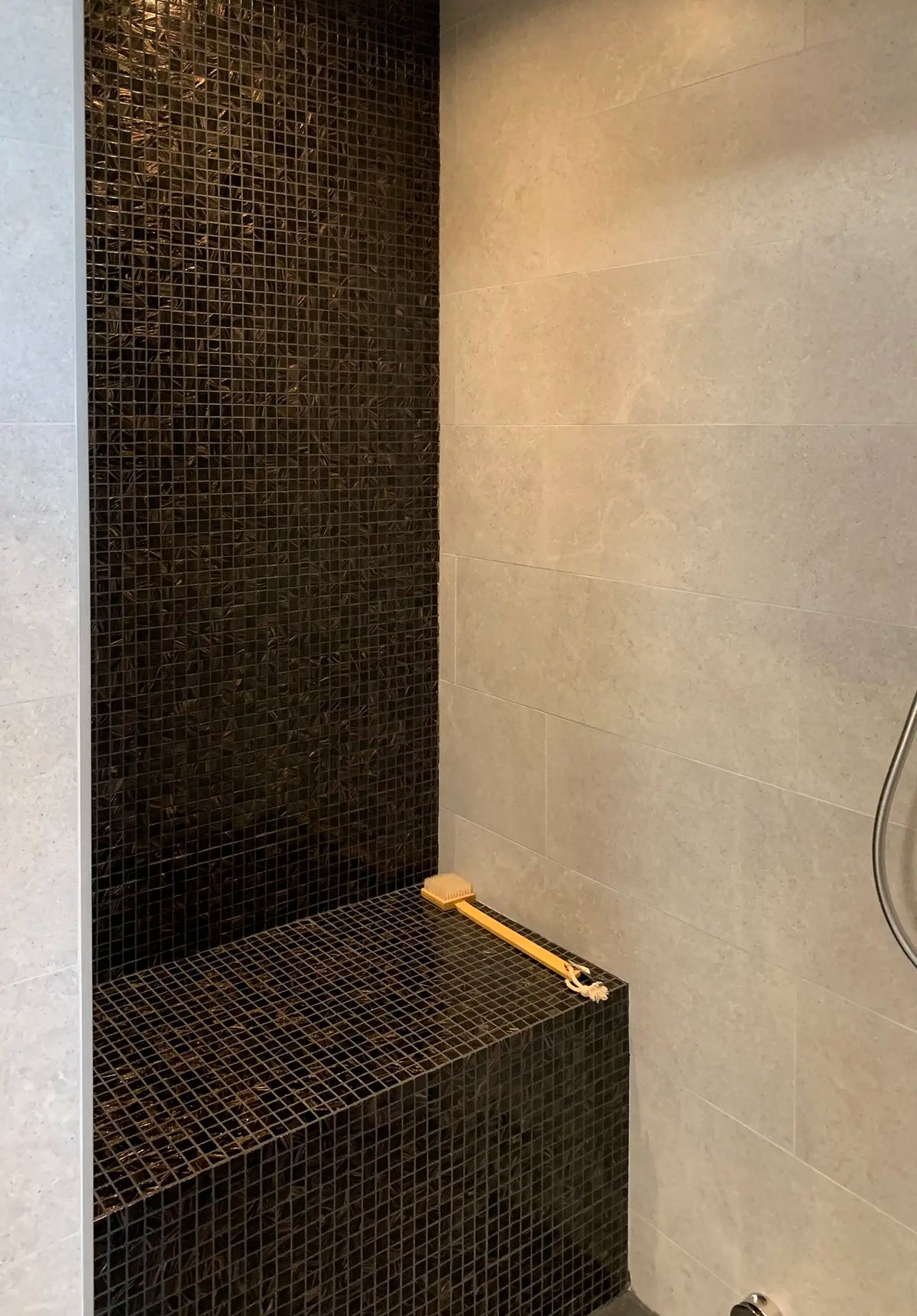 Schwarz Bronze Gold Ader Quadrat Glas Mosaik Fliese Spa Fliese