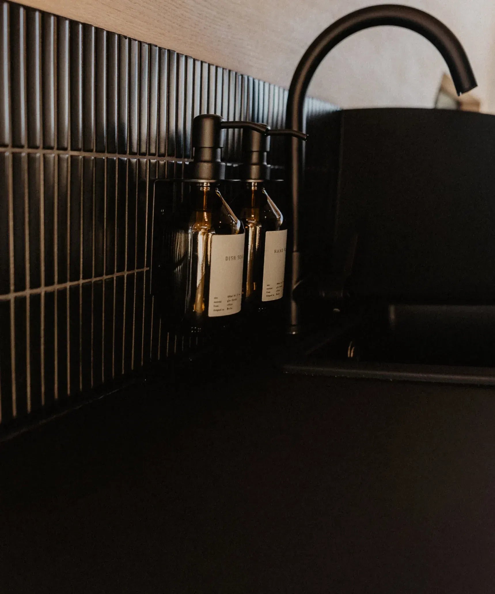 Schwarz KitKat Mini Glanz Porzellan Mosaikfliese Bad Rückwandfliese