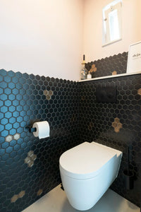 Schwarze Glanz Porzellan Hexagon Mosaikfliese Bad