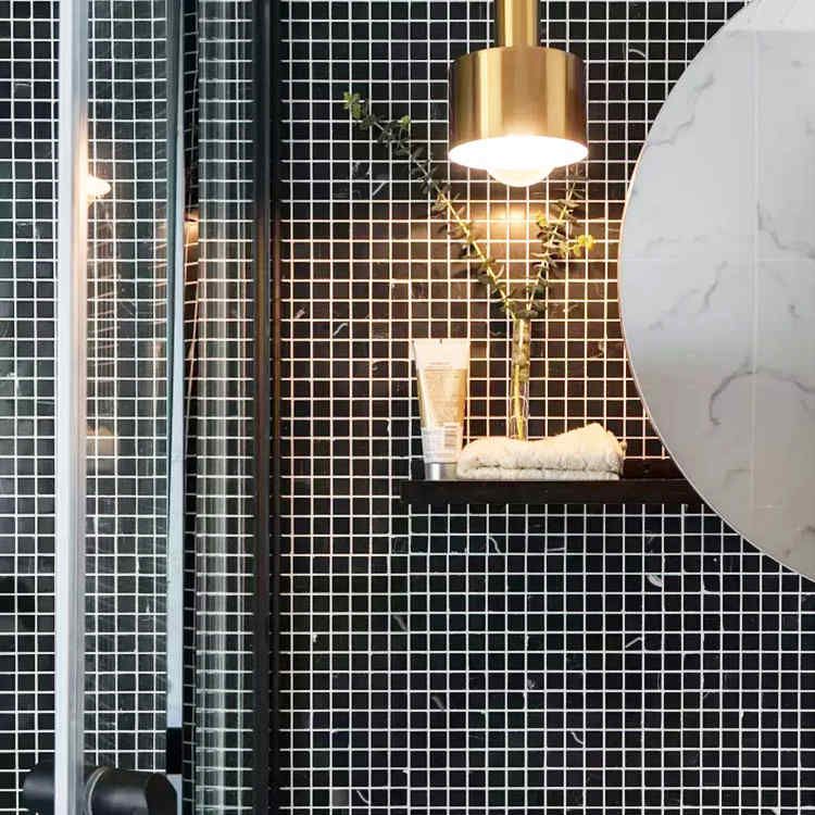 Schwarze Marmor Stein Mosaik Fliese