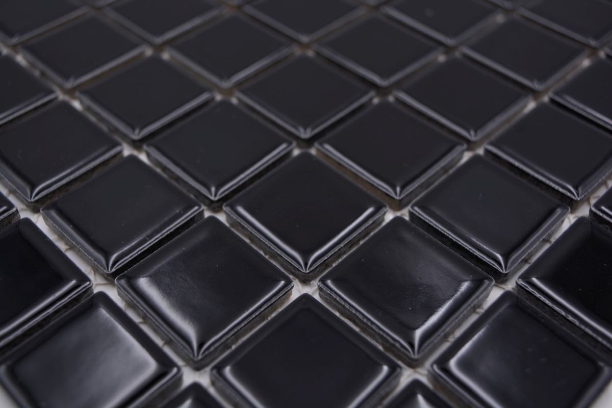 Schwarze Quadrat Mosaik Fliese