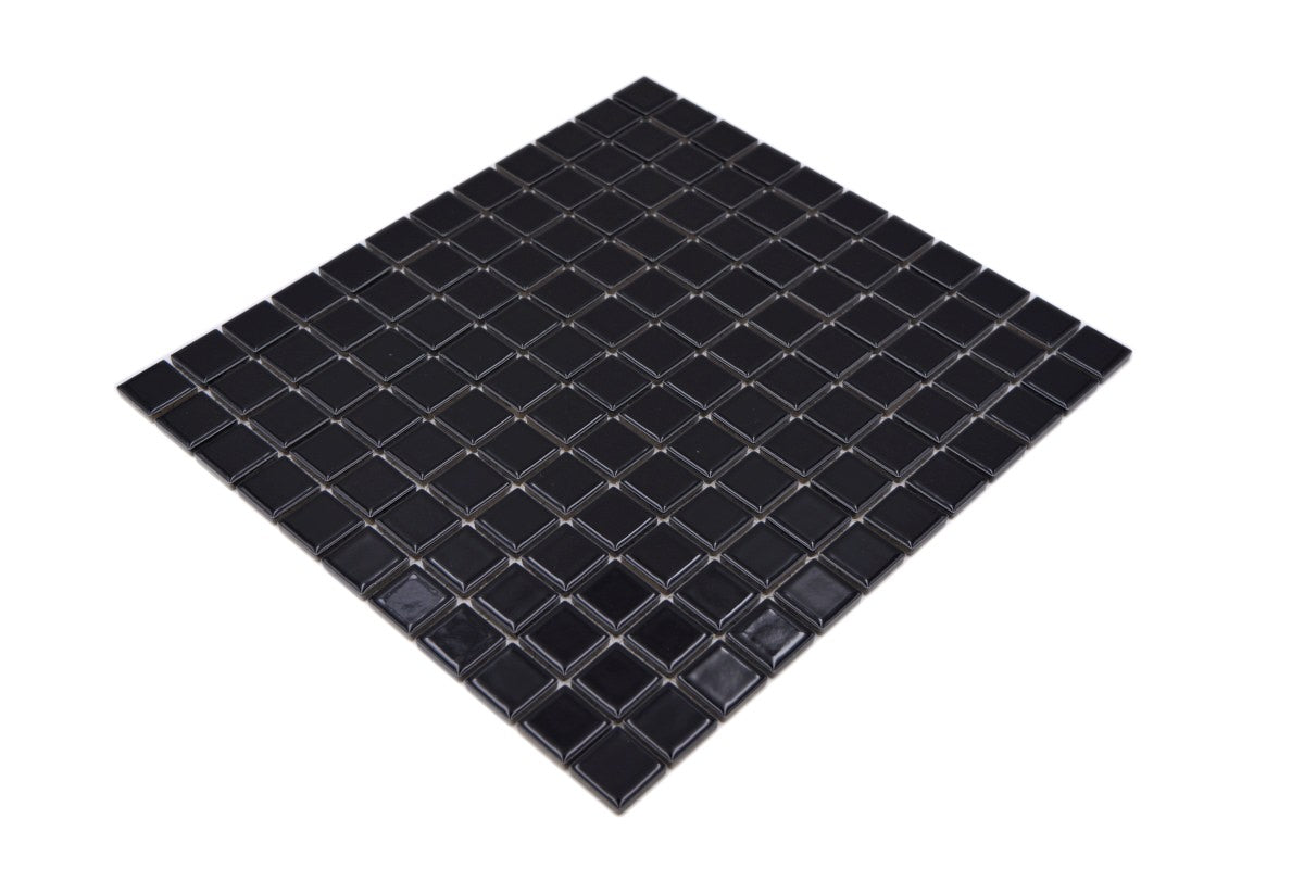 Schwarze Mosaik Fliese