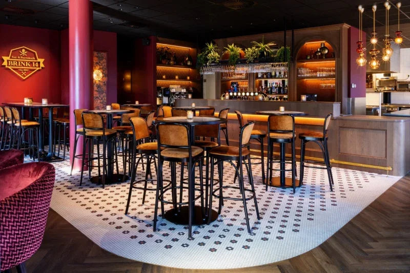 Terrakotta Matt Hexagon Anti Rutsch Mosaik Fliese R11 Restaurant und Bar Design