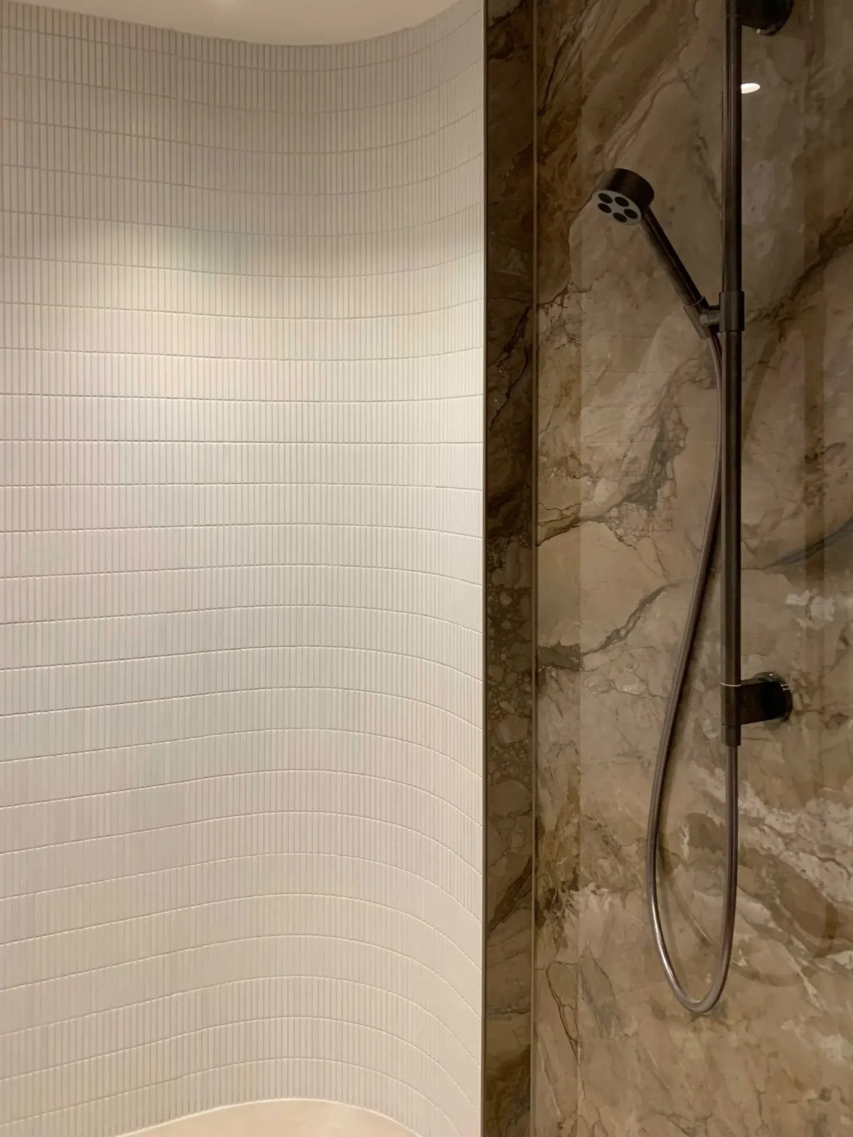 Weiss KitKat Mini Matt Porzellan Mosaikfliese Dusche Wand Deko