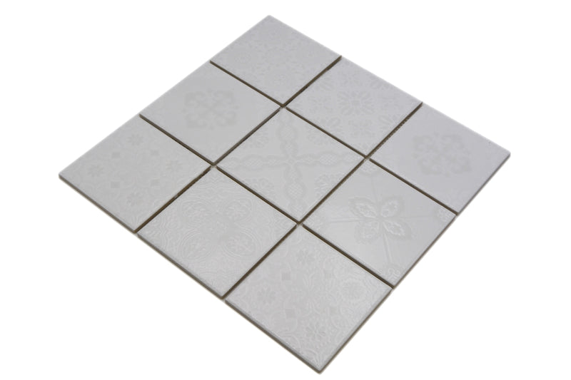 Weiss Keramik Mosaikfliese In Retro Optik