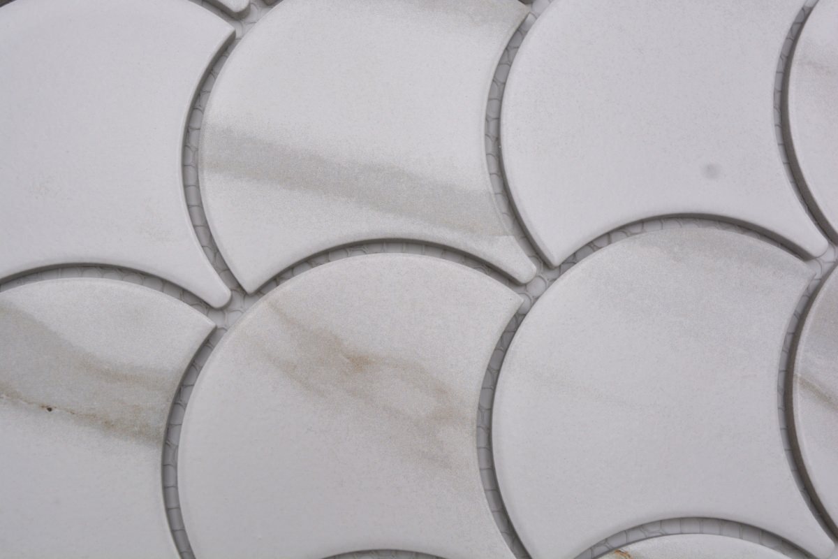 Zugersee Fischschuppen Mosaikfliese Keramik Weiss Plättli